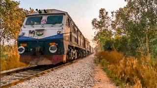 Twin Kalyan WDP3A Toasters blasts Swarna Bridge in style @ MPS with KCVL-LTT SF on their 2nd Run!