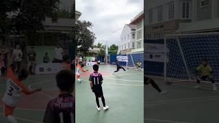 Terlepas control bola