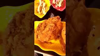 Shan fast food restaurants korangi number 4 Momo's bht faltu or bacar mat Khana plz