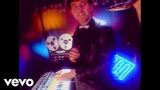 Soft Cell - Entertain Me