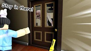 WE TRIED TO LOCK THE GHOST UP BUT... | Phasmophobia Paranormica | Roblox