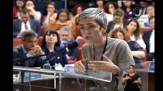 Pesquisadora Débora Diniz defende a descriminalização do aborto em audiência no STF
