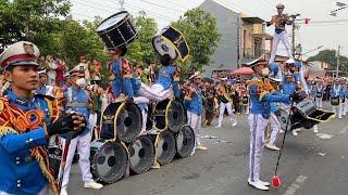 Aksi Menegangkan Marching Band Chondro di Karnaval Kecamatan Wonopringgo HUT RI 79