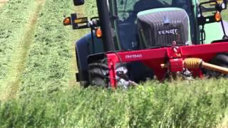 Action video (B-roll) of Fendt tractors in North American farm fields