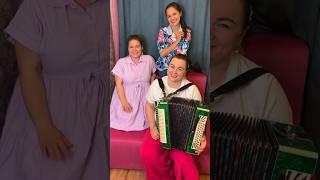 Красиво поют!  ПТАШИЦА – Лирические припевки #пташица #песниподгармонь #душевныепесни