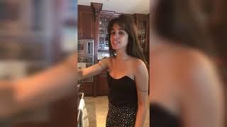 Camila Cabello trying to make pancakes || Camila Cabello tratando de hacer pancakes