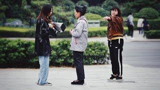 When a college student disgusted her mother gave not enough living expenses 女生向母亲要高额生活费，路人：这样的人还当闺女？