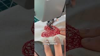 How to use the darning foot for free motion embroidery #sewing #sewinghacks #sewingtutorial #shorts