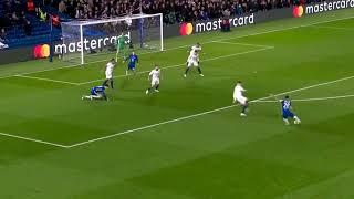 Courtois unbelievable save to deny Azpilicueta fabulous shot.