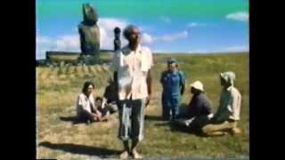Rapa Nui native demonstrates how Easter Island moai statues walked