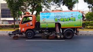 Giat HBKB (Hari Bebas Kendaraan Bermotor) Suku Dinas Lingkungan Hidup Jakarta Barat