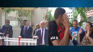 نقاش سااخن بين مناصرة للرئيس ومعارض له لحظة زيارة قيس سعيد لللافايات..من المؤهل لمنصب الرئاسة؟