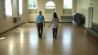 WALTZ ACROSS TEXAS    ( Line Dance )