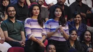 JK Arts twins Jharna Khushboo the Great Indian Kapil Sharma show Kapil with Kajol and Kirti #dopatti