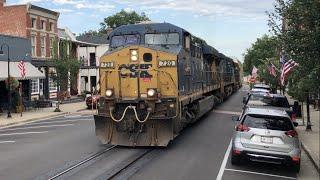 Street Running Train Causes Road Rage, Huge CSX Freight Trains On Main Street, LaGrange Kentucky