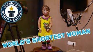 Meet the World's Shortest Woman - Guinness World Records