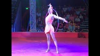 Hula-Hoop Latina Malysheva