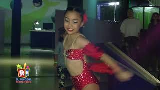 Niña baila Salsa - Mar de la Rosa