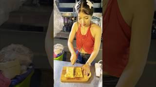 Beautiful Roti Lady @puyrotilady   #thailand #food #youtubeshorts