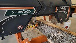 Testing New Portable Sawmill Norwood LM30