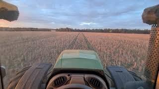 Spreading Lime in the Fendt 930