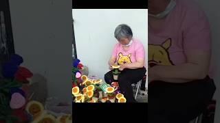 A Granny’s Sunflowers That Warm Every Heart#kindness #heartwarming #grandma #inspiringstories