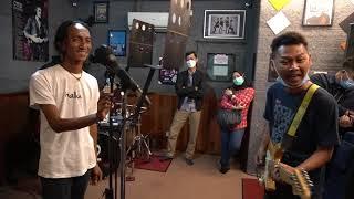 latihan band guys
