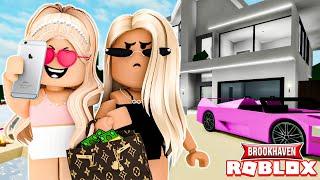 LES FILLES MILLIONNAIRES ET POURIE GATEES DE BROOKHAVEN | ROBLOX BROOKHAVEN RP | MISLICIOUS