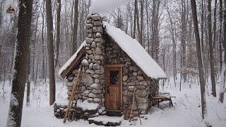 One Man Builds a Cabin in the Woods Alone | Merry Christmas Special @lesnoy_badger1544