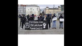 Анархисты и анархистки на акции солидарности в Варшаве