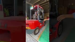 Forklift rentals UAE Abu Dhabi