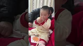 我的宝宝好棒啊知道会鼓掌了 #看着你一天天长大 #这是我的小baby啊 #记录宝宝