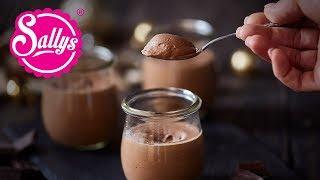 Mousse au Chocolat – creamy and easy to make! (German)