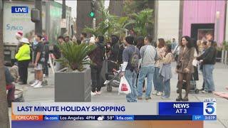 SoCal shoppers flock to malls for last-minute Christmas Eve shopping