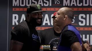 Bellator 206: Rampage Jackson vs. Wanderlei Silva Media Day Staredown - MMA Fighting