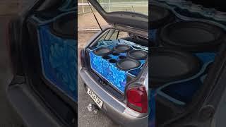 GOL G4 REBAIXADO + SOM AUTOMOTIVO TOCANDO FORTE!