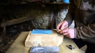 How to sharpen a hook knife with Robin Wood