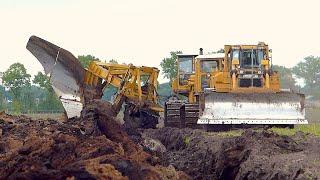 World's biggest plow | Deep ploughing | Caterpillar D8H /E /D6R 650HP | Bijker diepploegen