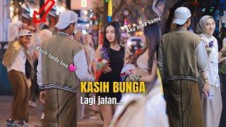 VIRAL!! KASIH BUNGA CANTIK LAGI JALAN