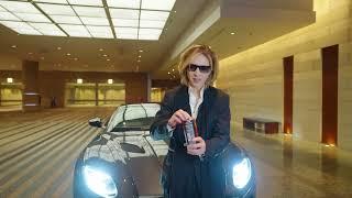 YOSHIKI in Tokyo getting ready to work