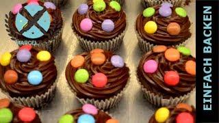 leckere und schnelle Schokoladen Cupcakes mit Smarties I Schokoladen Cupcakes Rezept