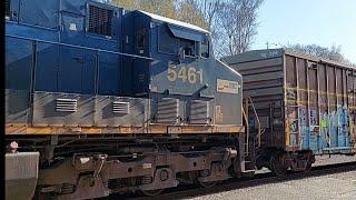 CSXT 5461 Seaboard system unit trailin on Q582 headed Southbound @ Monroe NC 4/3/22