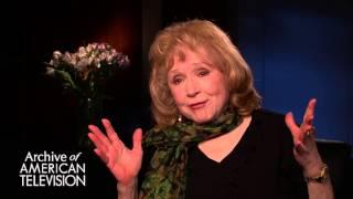 Piper Laurie discusses the TV series "Scag" - EMMYTVLEGENDS.ORG