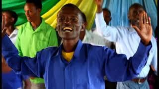 James family choir   Mshukuruni Bwana oficial video mp4