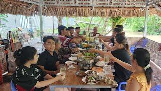 Làm Bữa Tiệc Nhỏ Giao Lưu Cùng Dì Dượng Út Ở Đài Loan Về | HLĐT 575
