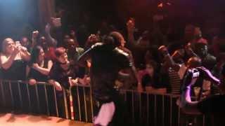 Terry G,  Akpako Bum Bum/Troway (Live Zurich Switzerland)