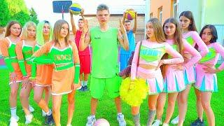 დაპირისპირება დიანას სკოლაში  BUNNY VS FROGS | ლედი დიანას