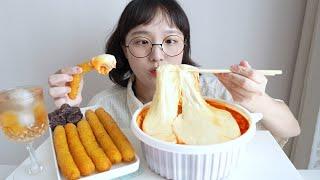 치즈 두번 추가한 응급실 떡볶이 먹방호기롭게 매운맛 시켰다가 장렬히 전사… ft.치즈스틱, 순대 REALSOUND MUKBANG | cheese tteokbokki