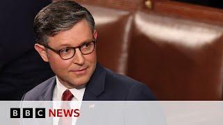 Mike Johnson survives razor-thin vote to remain US House Speaker | BBC News