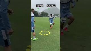 Two touch challenge at Santos FC